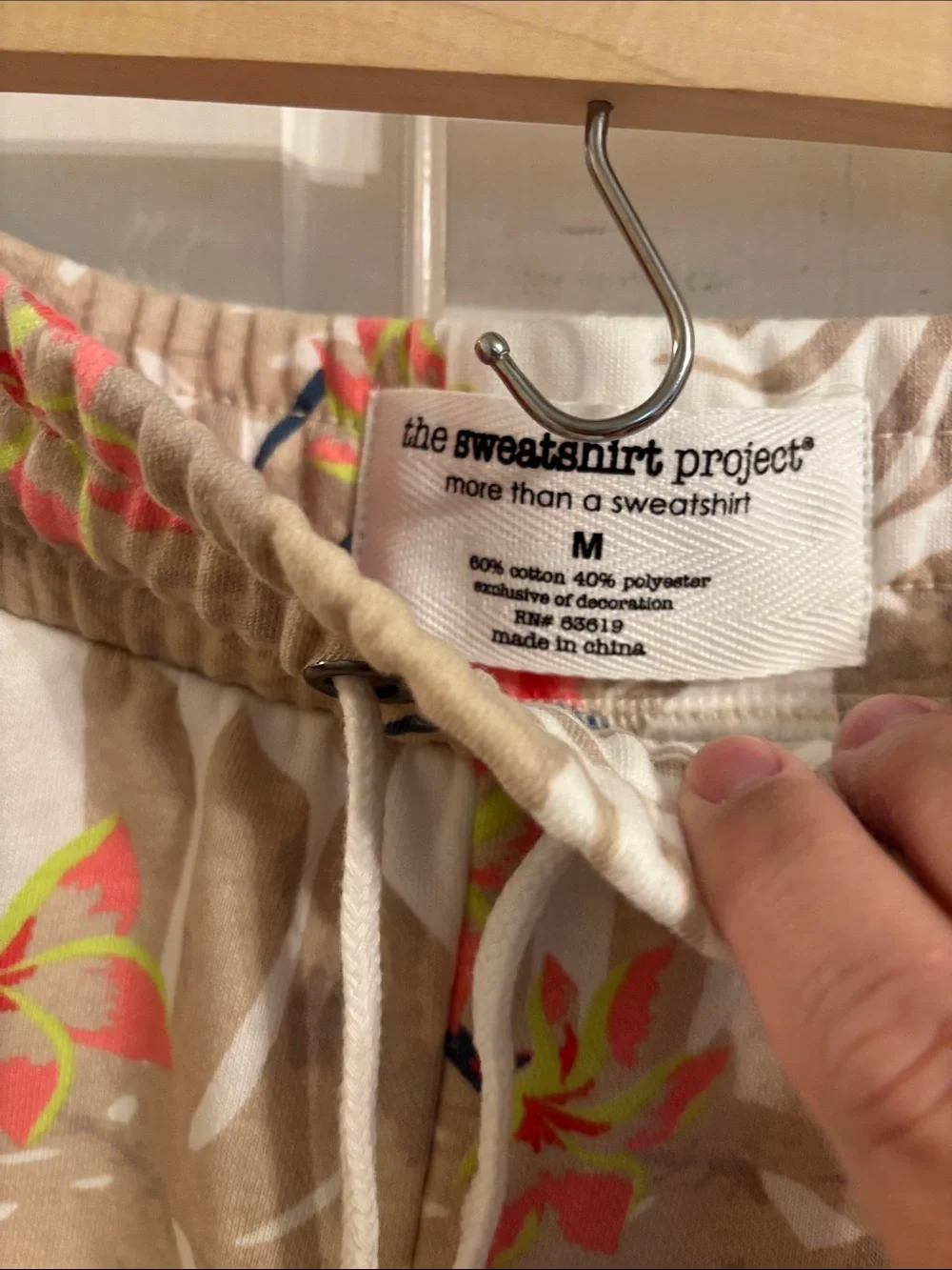 Floral Drawstring Athletic Shorts in Beige and Coral